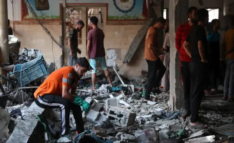 Israeli strike kills dozens sheltering in Gaza school, officials15