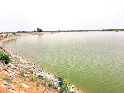 ముస్తాబాద్‌ పెద్ద చెరువు