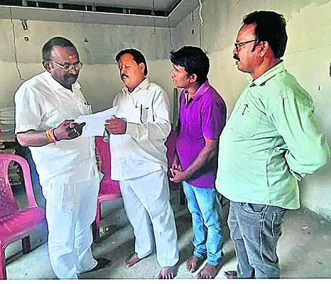 బదిలీల్లో లోపాలను కమిషనర్‌ దృష్టికి తీసుకువెళ్లండి