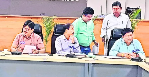 రాష్ట్ర అవతరణ  వేడుకలకు ఏర్పాట్లు