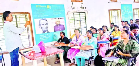 సర్వే నివేదిక ఆధారంగా రిజిస్ట్రేషన్లు