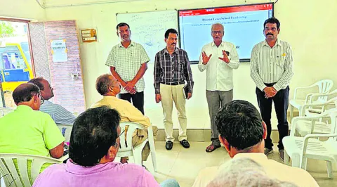 పాఠశాలల అభివృద్ధిలో ఉపాధ్యాయుల పాత్ర కీలకం
