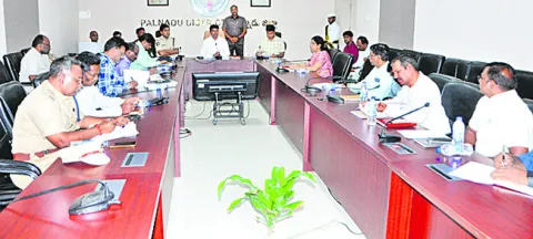 లక్ష టన్నుల సేకరణ తర్వాతనే బయటకు 