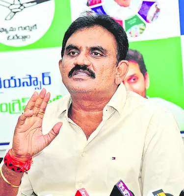 రైతులకు కష్టాలు, కరువు