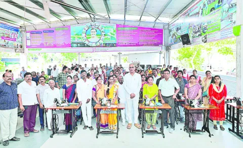 కాంగ్రెస్‌కు గుణపాఠం తప్పదు 