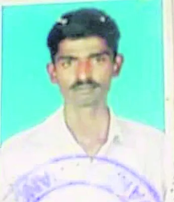 చౌకధరల దుకాణాల వద్దే రేషన్‌ పంపిణీ 
