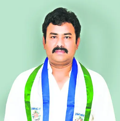 పార్టీ కోసం పనిచేసేవారికే ప్రాధాన్యం