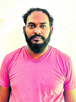  రిమాండ్‌ ఖైదీ పరార్‌