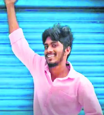 వ్యక్తిని రక్షించి.. యువకుడు మృతి 

