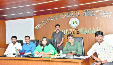 వార్డు ఆఫీసర్లదే కీలక పాత్ర 