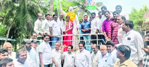 ఎంపీపీగా ధనలక్ష్మి బాధ్యతల స్వీకరణ 