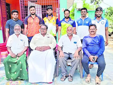 బీచ్‌ కబడ్డీ పురుషుల రాష్ట్ర జట్టుకు శిక్షణ 