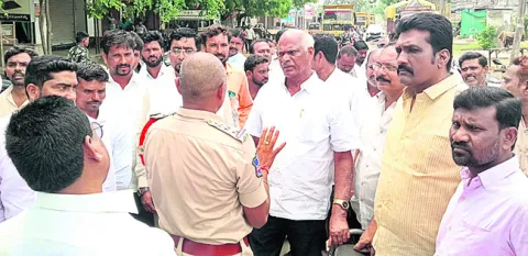 అర్హులను ఎంపిక చేయాలి