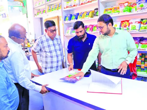 నకిలీ విత్తనాలు అమ్మితే కఠిన చర్యలు