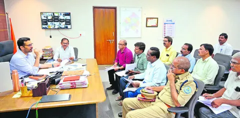 రైతులకు నష్టం కలిగించొద్దు 