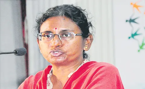 Telangana State Congress in-charge Meenakshi questions MLAs