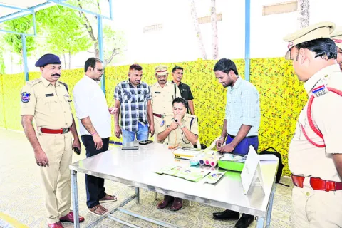 ఆరోగ్యంపై శ్రద్ధ వహించాలి 