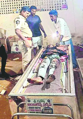 గేదె పొడిచి  యువకుడి మృతి 
