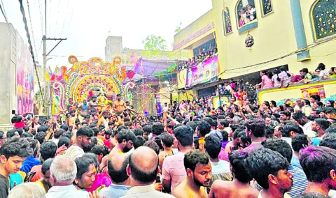 పోయి రావమ్మా.. గంగమ్మా.. 