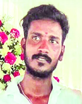 మంజీరా వాగులో దూకి యువకుడు ఆత్మహత్య