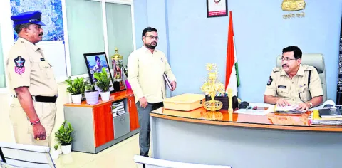 సమస్యల పరిష్కారం, సంక్షేమానికి ప్రాధాన్యం