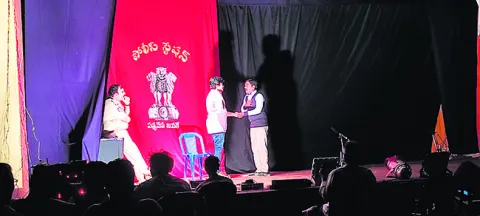 ఆకట్టుకున్న సాంస్కృతిక కార్యక్రమాలు 