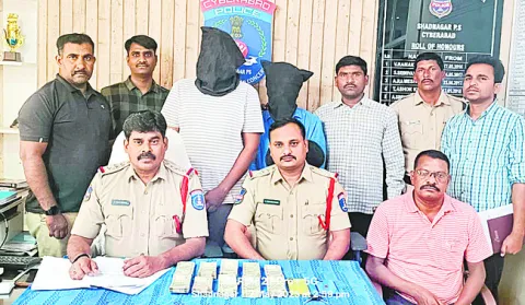 స్నేహితుడిని నమ్మించి..