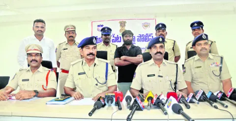 పరారైన జీవిత ఖైదీ అరెస్టు