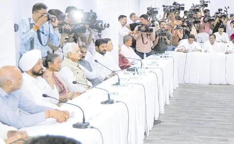 CWC urges centre to adopt telangana model for conducting caste census