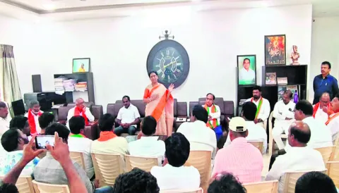 ‘స్థానిక’ ఎన్నికల్లో గెలుపే లక్ష్యం 