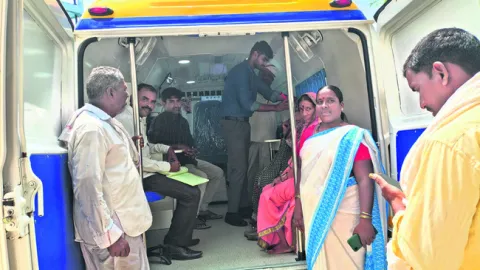 లయన్స్‌ క్లబ్‌ ఆధ్వర్యంలో  ఉచిత వైద్యశిబిరం 
