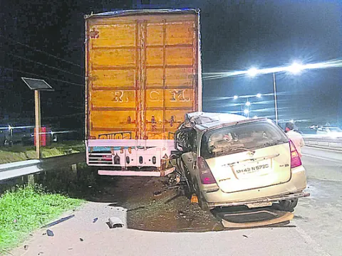 రోడ్డు ప్రమాదంలో వ్యక్తి... 