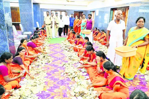 పెద్దమ్మతల్లి  హుండీ ఆదాయం రూ.23.42 లక్షలు
