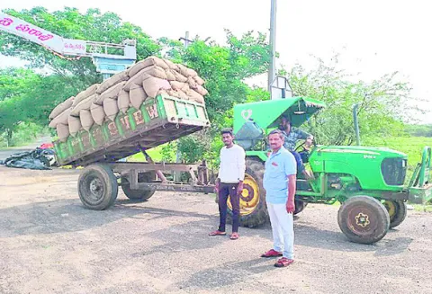 ధాన్యం తిప్ప పంపిన మిల్లర్‌