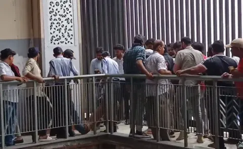 20 Year old Man Dies Jumping From 16th Floor12