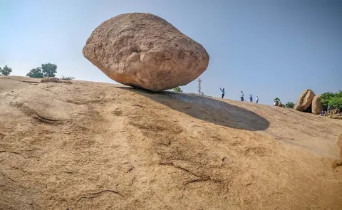 Krishna's Butterball: Will you visit this place in Tamil Nadu's Mahabalipuram12