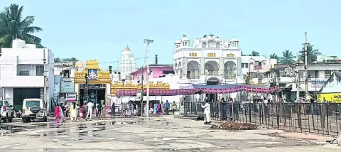 దినసరి వేతనదారులపై నివేదిక సిద్ధం 