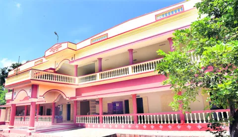 నాడు–నేడులో 1,117 బడుల అభివృద్ధి 
