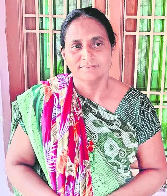 నోటికాడ కూడు కాజేశారు
