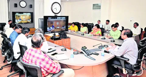 యోగాంధ్ర కార్యక్రమాలను పక్కాగా నిర్వహించాలి 