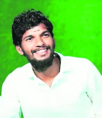 కారు డ్రైవర్‌ నిర్లక్ష్యం: యువకుడి మృతి  