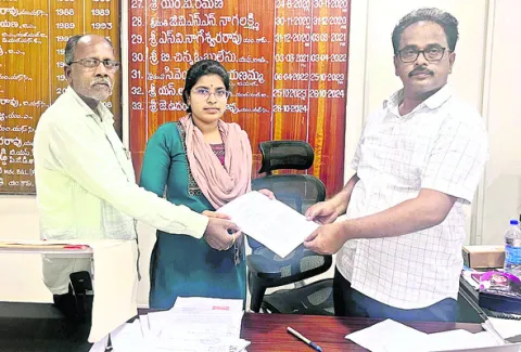 కారుణ్య నియామకాల  ఉత్తర్వుల అందజేత
