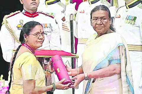 సేవల్లో ‘ఫ్లోరెన్స్‌ నైటింగేల్‌’ 