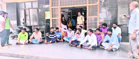 ‘సీకేఎం’ వైద్యుల నిర్లక్ష్యం