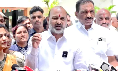 Minister Bandi Sanjay Serious On Congress