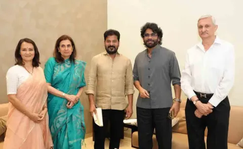 Nagarjuna Invite CM Revanth Reddy To Akhil Wedding