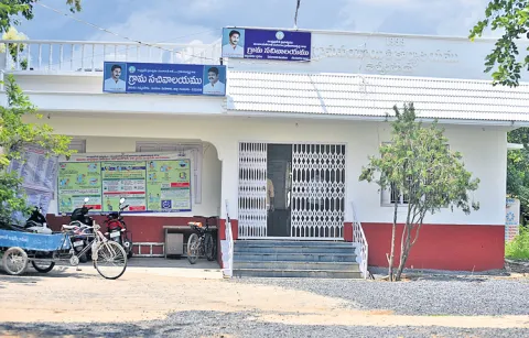 Confusion in the transfers of Panchayat secretaries