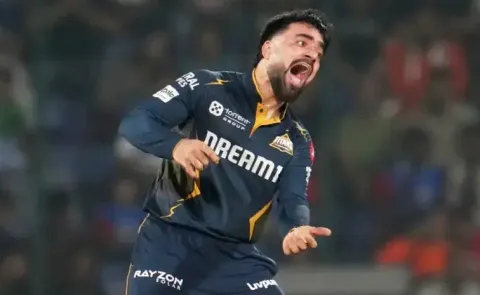 Rashid Khan Achieve Embarrassing Feat, Becomes First Bowler In The IPL History6