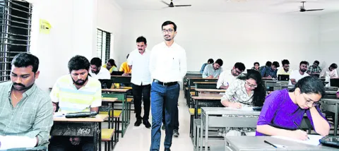 గ్రూప్‌–1 మెయిన్స్‌ పరీక్షలు ప్రారంభం 