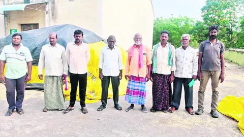 ధాన్యంలో తరుగు పేరిట దోపిడీ